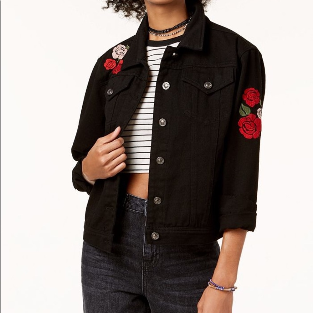 THE EDIT BY SEVENTEEN Black Jean Jacket Flowers M